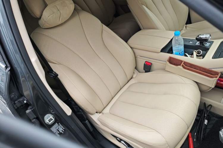 Used Hima AITO M7 2022 1.5T Four-Wheel Drive Luxury Edition Right Front Seat