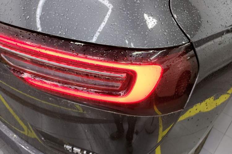 Used Hima AITO M7 2022 1.5T Rear-Drive Comfort Edition Right Rear Taillight
