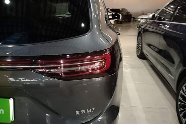 Used Hima AITO M7 2022 1.5T Four-Wheel Drive Flagship Edition Right Rear Taillight