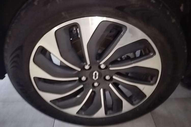 Used Hima AITO M7 2022 1.5T Four-Wheel Drive Luxury Edition Right Rear Wheel Hub