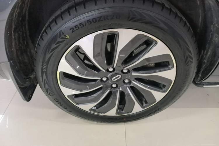 Used Hima AITO M7 2022 1.5T Rear-Drive Comfort Edition Right Rear Wheel Hub