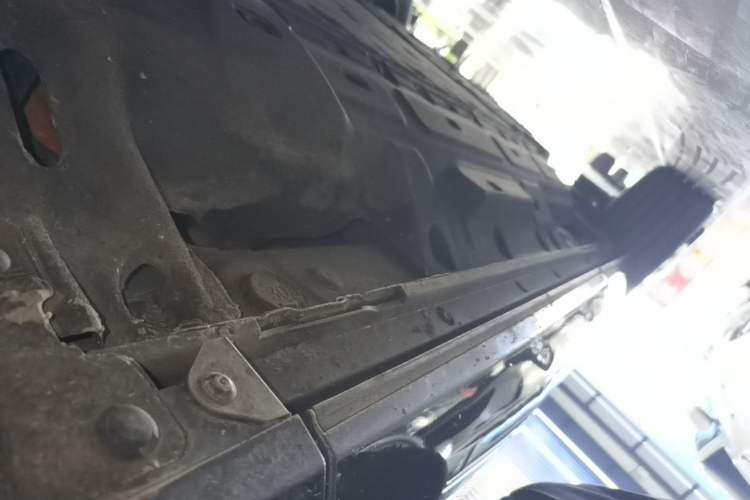 Used Hima AITO M7 2022 1.5T Four-Wheel Drive Luxury Edition Right Side Sill