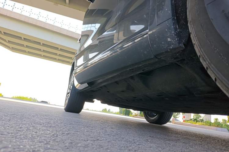 Used Hima AITO M7 2022 1.5T Four-Wheel Drive Luxury Edition Right Side Sill