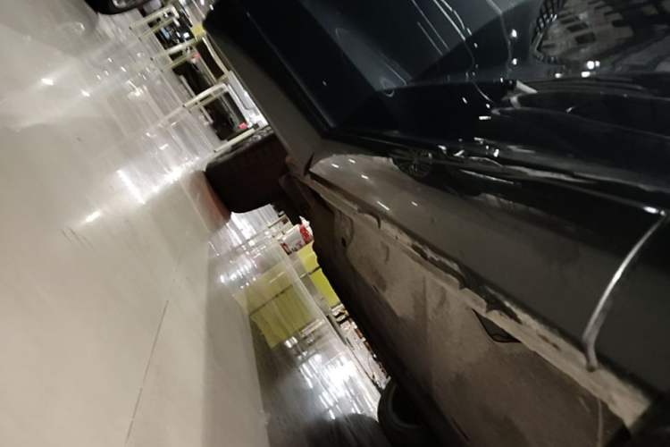 Used Hima AITO M7 2022 1.5T Four-Wheel Drive Flagship Edition Right Side Sill