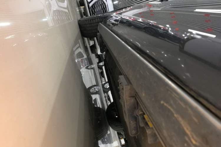 Used Hima AITO M7 2022 1.5T Rear-Drive Comfort Edition Right Side Sill