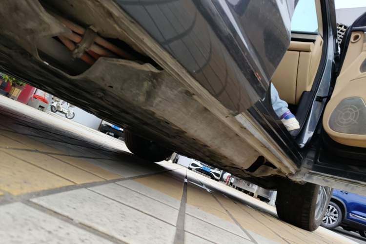 Used Hima AITO M7 2022 1.5T Rear-Drive Comfort Edition Right Side Sill