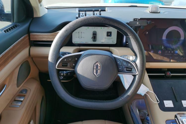 Used Hima AITO M7 2022 1.5T Four-Wheel Drive Luxury Edition Steering Wheel