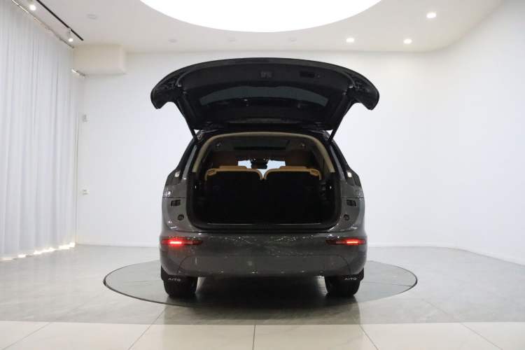 Used Hima AITO M7 2022 1.5T Rear-Drive Comfort Edition Trunk