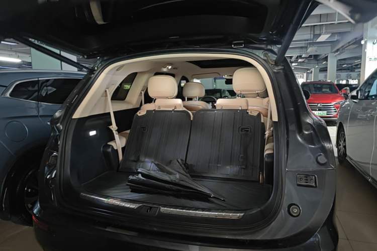 Used Hima AITO M7 2022 1.5T Rear-Drive Comfort Edition Trunk