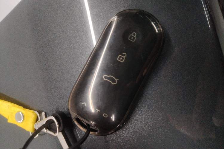 Used Hima AITO M7 2022 1.5T Rear-Drive Comfort Edition Vehicle Key