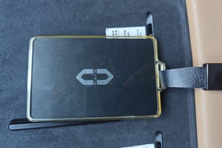 Used Hima AITO M7 2022 1.5T Four-Wheel Drive Luxury Edition Vehicle Key