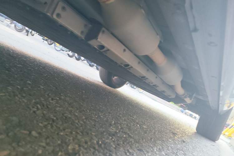 Used Hima AITO M7 2022 1.5T Four-Wheel Drive Luxury Edition Chassis Front Left