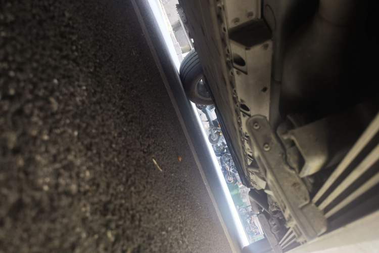 Used Hima AITO M7 2022 1.5T Rear-Drive Comfort Edition Chassis Front Left