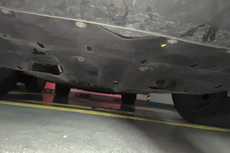 Used Hima AITO M7 2022 1.5T Rear-Drive Comfort Edition Chassis Front