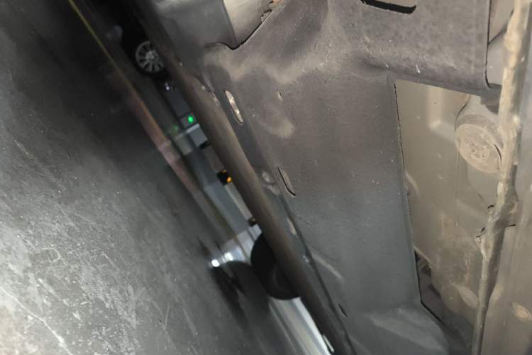 Used Hima AITO M7 2022 1.5T Rear-Drive Comfort Edition Chassis Rear Right