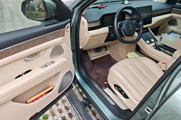 Used Hima AITO M7 2022 1.5T Four-Wheel Drive Flagship Edition Driver Seat