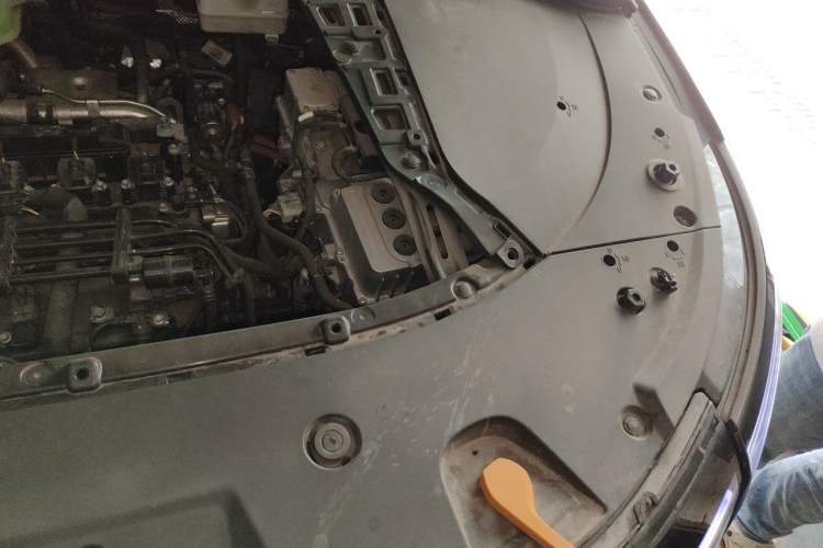 Used Hima AITO M7 2022 1.5T Rear-Drive Comfort Edition Engine Bay Left