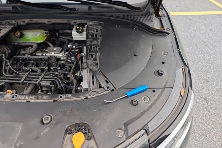 Used Hima AITO M7 2022 1.5T Rear-Drive Comfort Edition Engine Bay Left