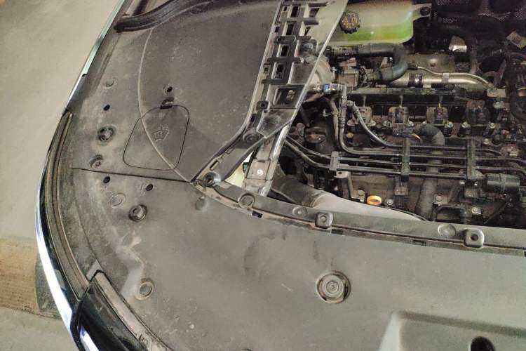 Used Hima AITO M7 2022 1.5T Rear-Drive Comfort Edition Engine Bay Right