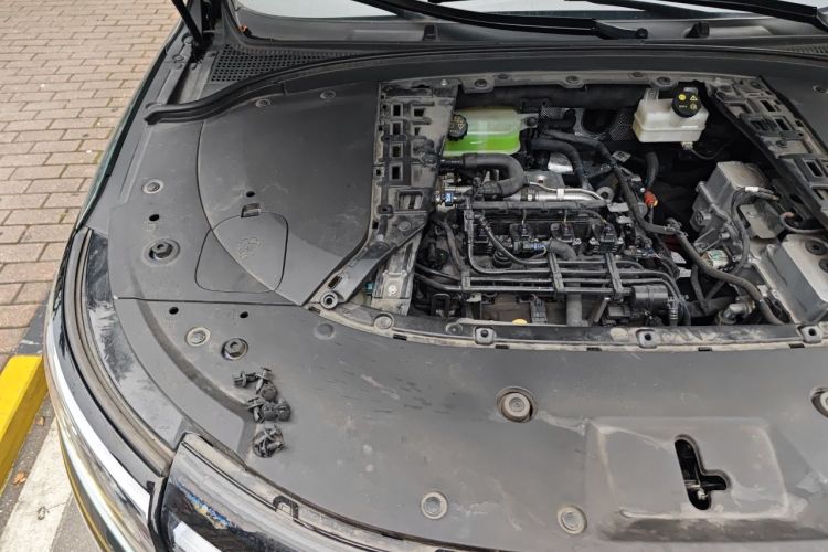 Used Hima AITO M7 2022 1.5T Rear-Drive Comfort Edition Engine Bay Right