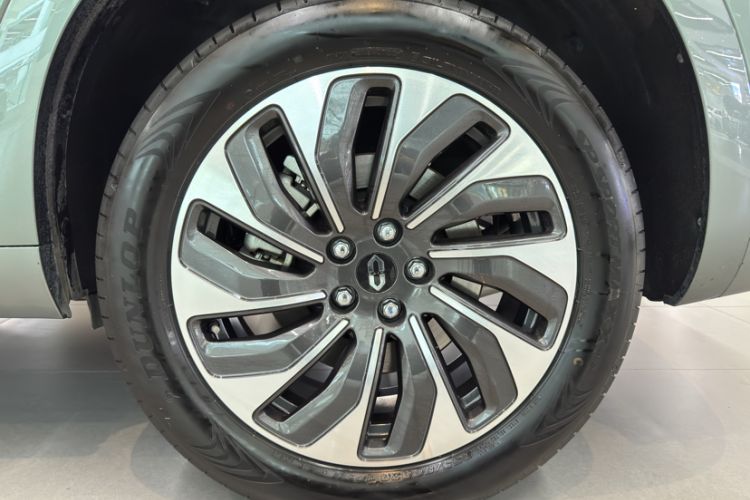 Used Hima AITO M7 2022 1.5T Rear-Drive Comfort Edition Exterior 6