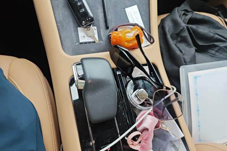 Used Hima AITO M7 2022 1.5T Rear-Drive Comfort Edition Gear Lever