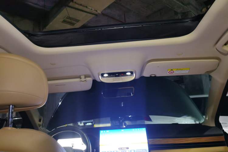 Used Hima AITO M7 2022 1.5T Rear-Drive Comfort Edition Headliner