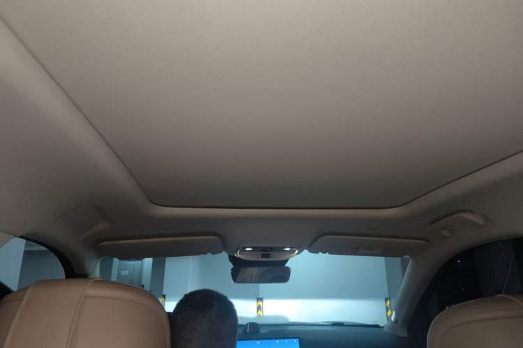 Used Hima AITO M7 2022 1.5T Rear-Drive Comfort Edition Headliner