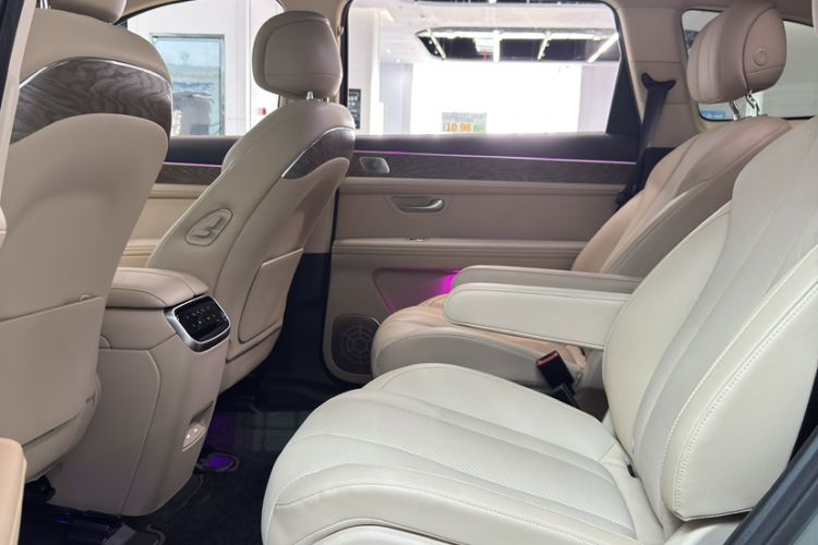 Used Hima AITO M7 2022 1.5T Rear-Drive Comfort Edition Interior 1