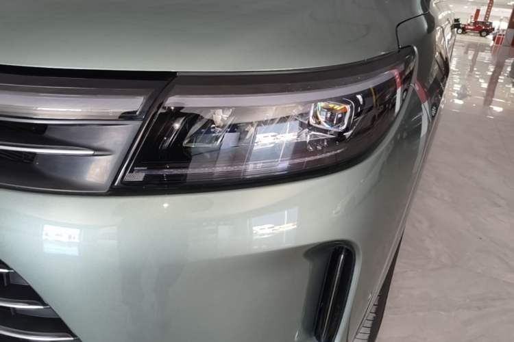 Used Hima AITO M7 2022 1.5T Rear-Drive Comfort Edition Left Front Headlight