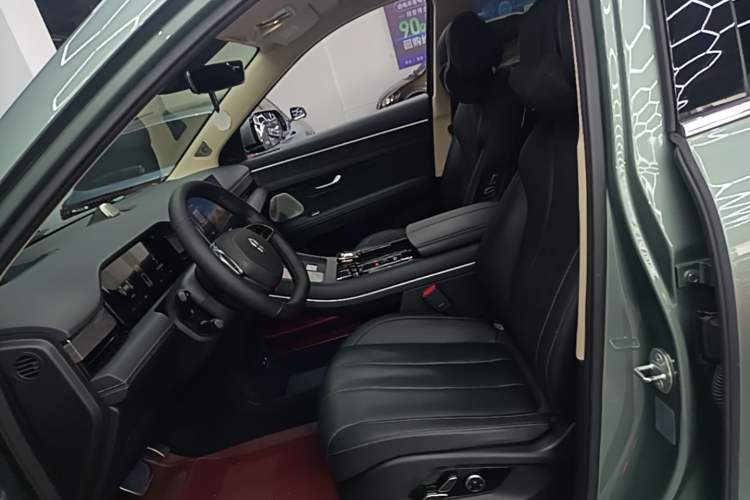 Used Hima AITO M7 2022 1.5T Four-Wheel Drive Luxury Edition Left Front Seat