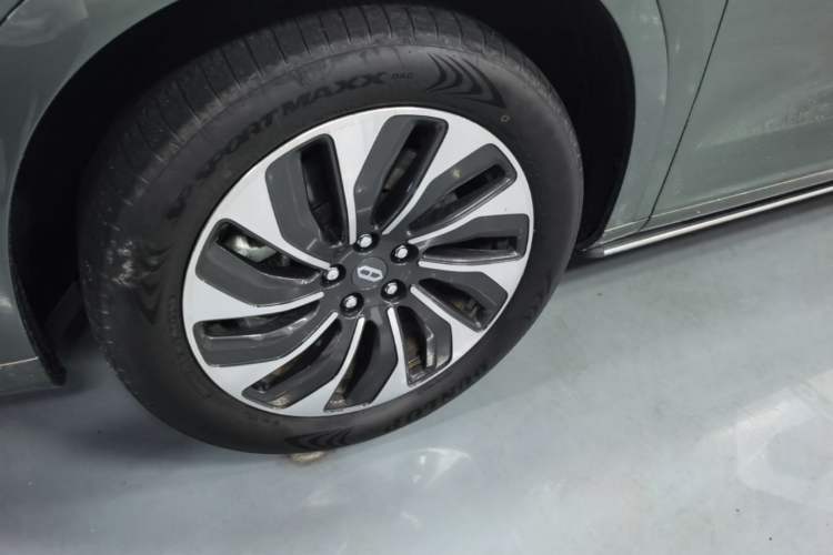 Used Hima AITO M7 2022 1.5T Rear-Drive Comfort Edition Left Front Wheel Hub
