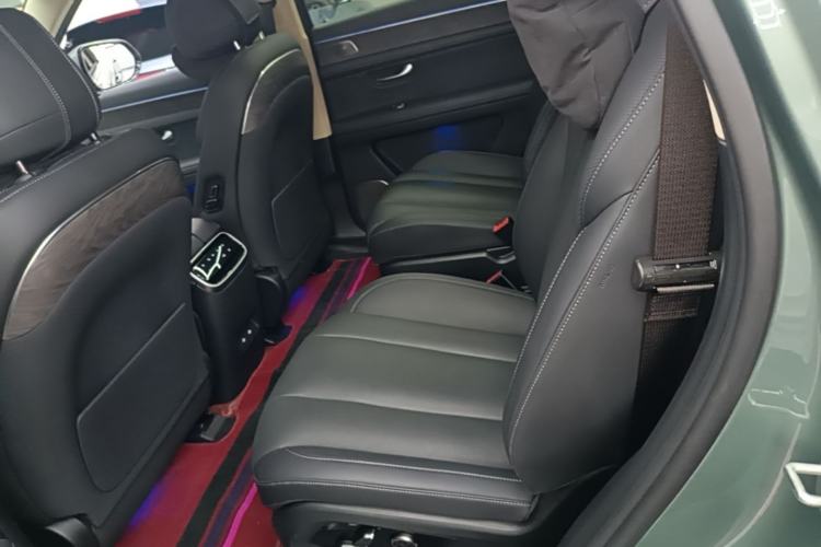 Used Hima AITO M7 2022 1.5T Four-Wheel Drive Luxury Edition Left Rear Seat