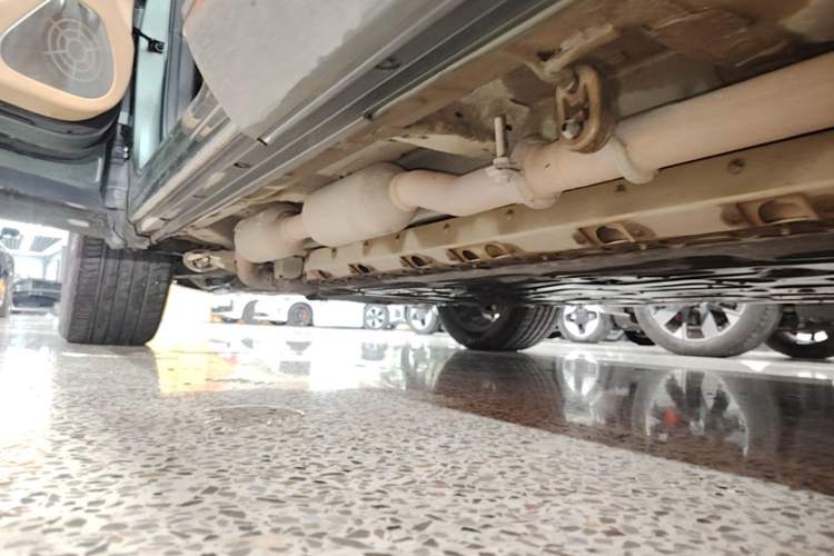 Used Hima AITO M7 2022 1.5T Rear-Drive Comfort Edition Left Side Sill