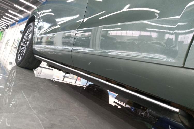Used Hima AITO M7 2022 1.5T Rear-Drive Comfort Edition Left Side Sill