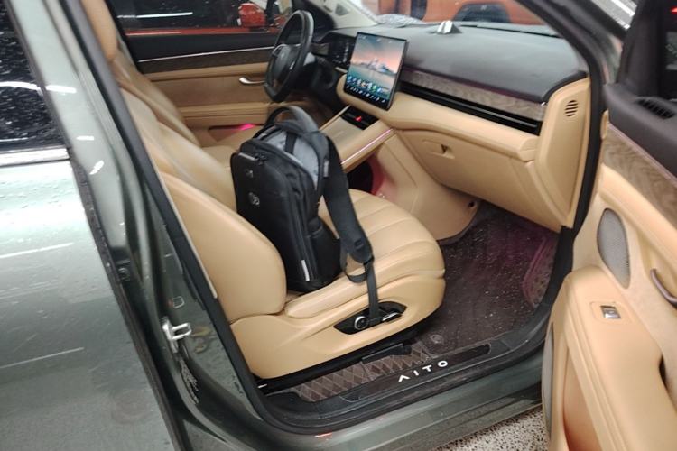 Used Hima AITO M7 2022 1.5T Rear-Drive Comfort Edition Right Front Seat