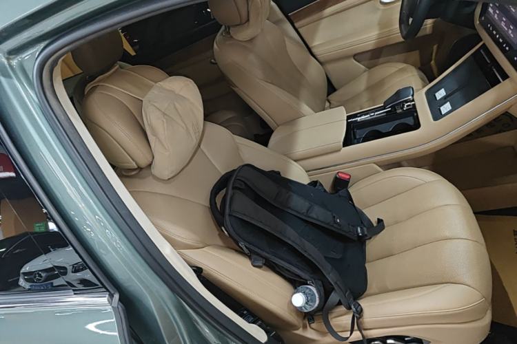 Used Hima AITO M7 2022 1.5T Rear-Drive Comfort Edition Right Front Seat