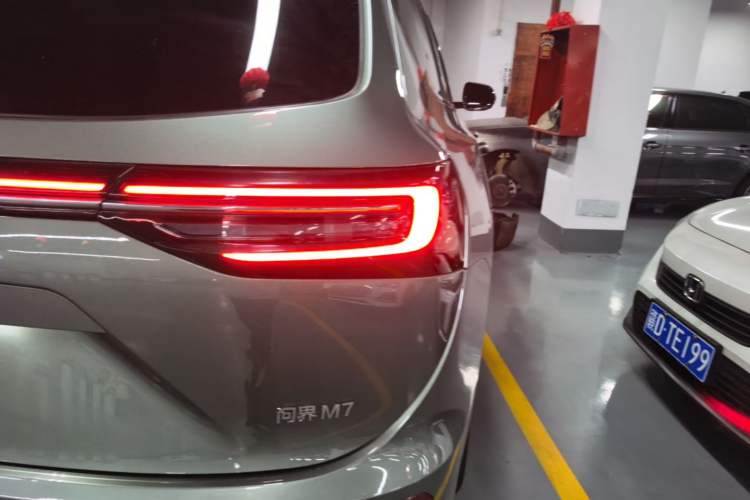 Used Hima AITO M7 2022 1.5T Rear-Drive Comfort Edition Right Rear Taillight