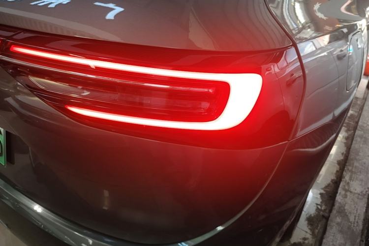Used Hima AITO M7 2022 1.5T Rear-Drive Comfort Edition Right Rear Taillight