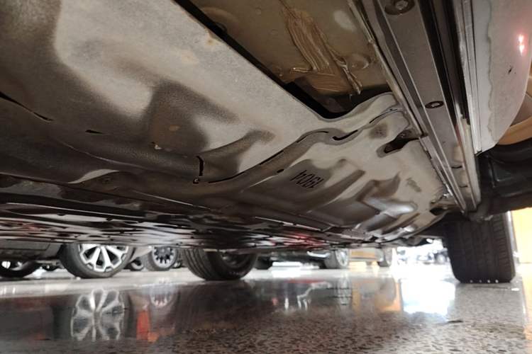 Used Hima AITO M7 2022 1.5T Rear-Drive Comfort Edition Right Side Sill