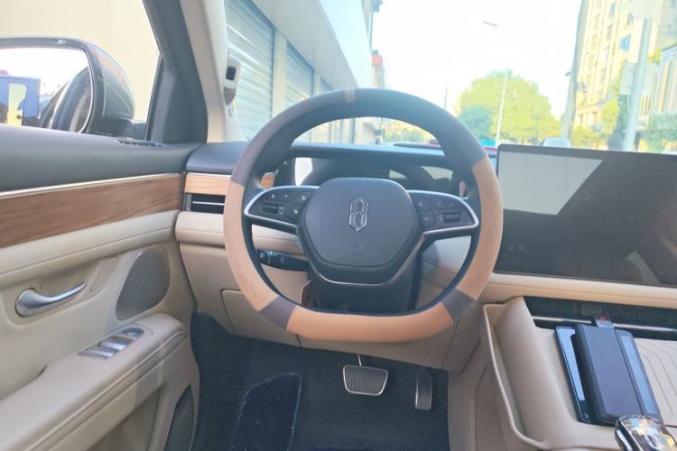 Used Hima AITO M7 2022 1.5T Four-Wheel Drive Luxury Edition Steering Wheel
