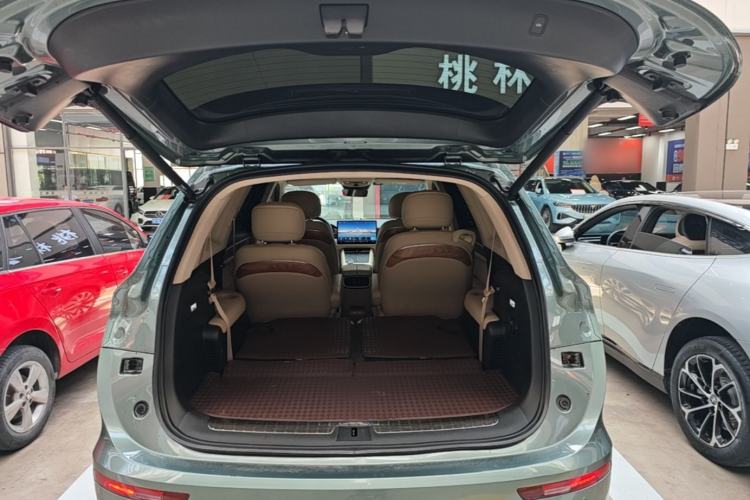 Used Hima AITO M7 2022 1.5T Rear-Drive Comfort Edition Trunk