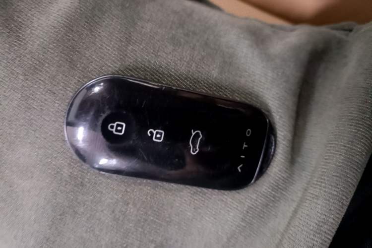 Used Hima AITO M7 2022 1.5T Rear-Drive Comfort Edition Vehicle Key
