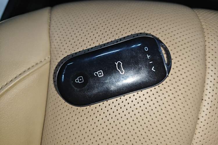 Used Hima AITO M7 2022 1.5T Rear-Drive Comfort Edition Vehicle Key