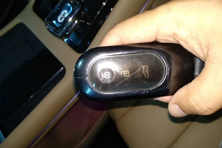 Used Hima AITO M7 2022 1.5T Rear-Drive Comfort Edition Vehicle Key