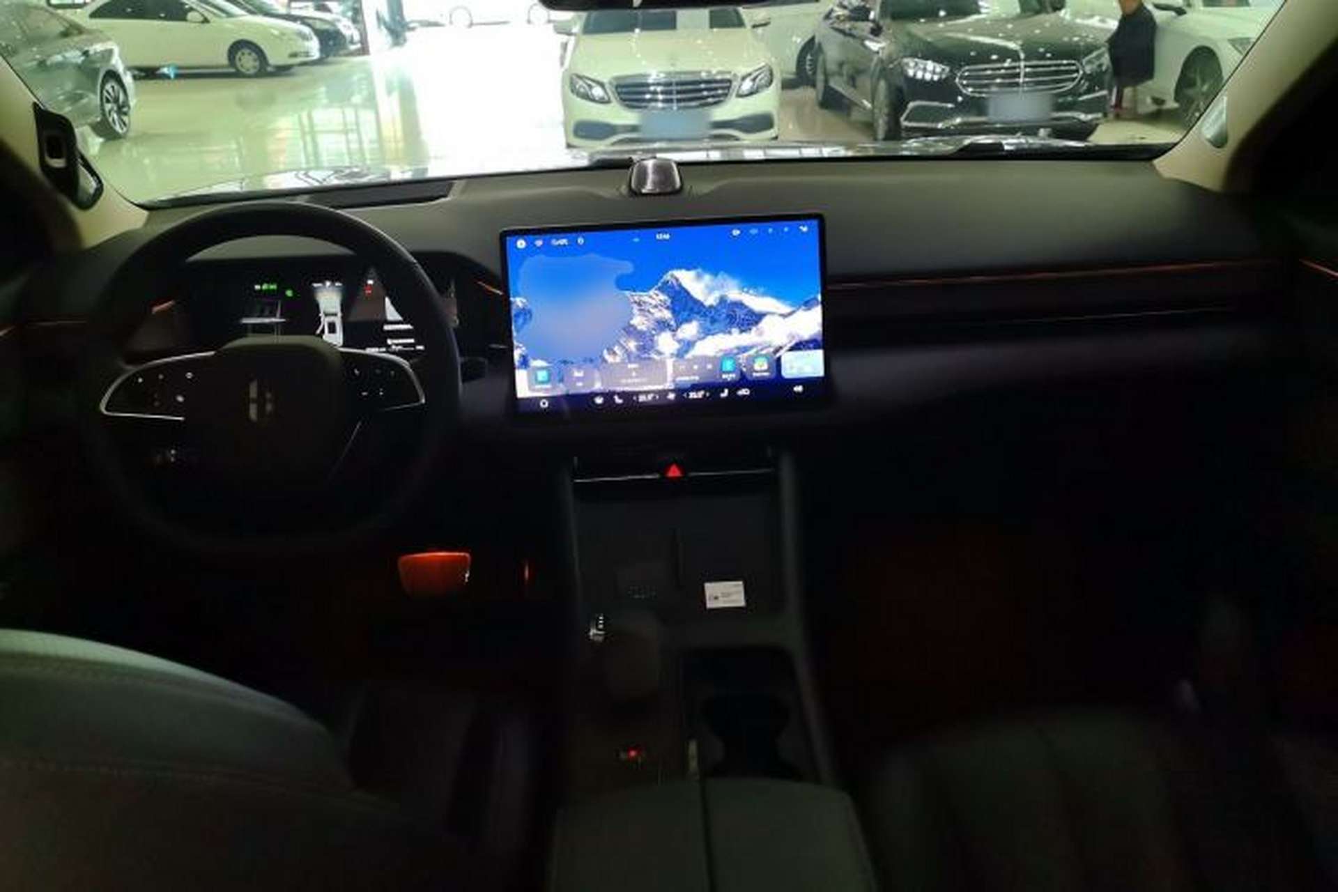 Used Hima AITO M7 2022 1.5T Rear-Drive Comfort Edition Center Console