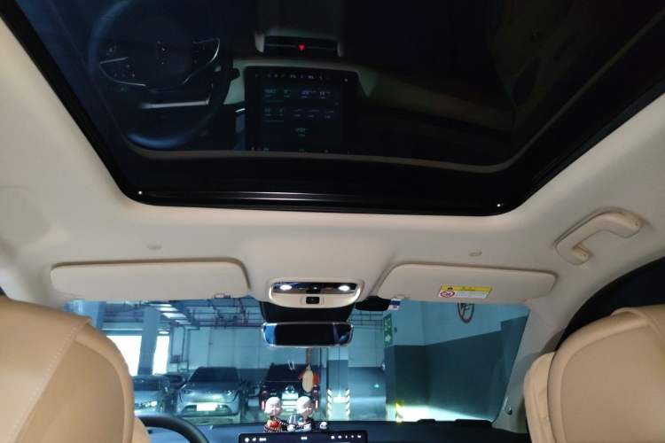 Used Hima AITO M7 2022 1.5T Four-Wheel Drive Luxury Edition Headliner