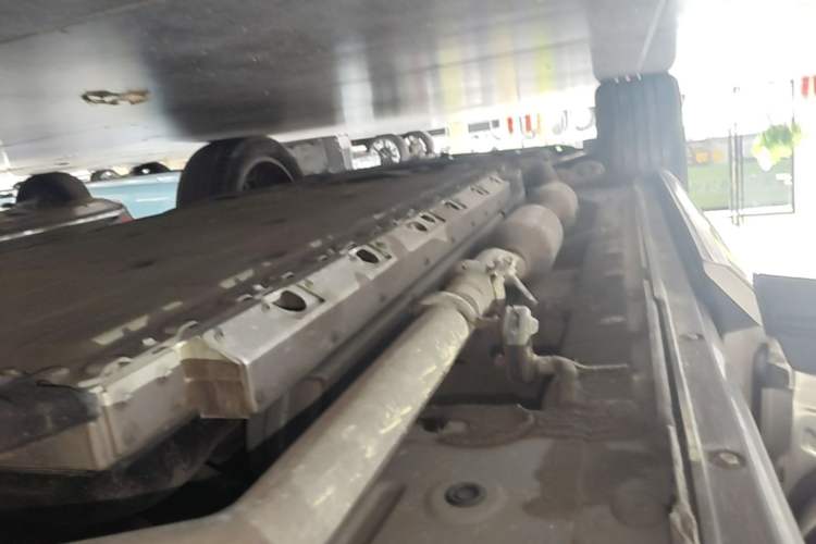 Used Hima AITO M7 2022 1.5T Four-Wheel Drive Luxury Edition Left Side Sill