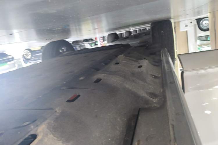 Used Hima AITO M7 2022 1.5T Four-Wheel Drive Luxury Edition Right Side Sill
