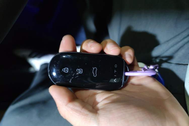 Used Hima AITO M7 2022 1.5T Four-Wheel Drive Luxury Edition Vehicle Key